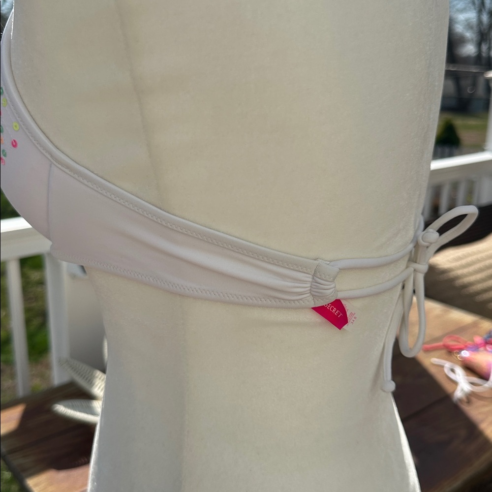 Vintage Victoria's Secret White Sequin Halter Bikini Top - Picture 6 of 7